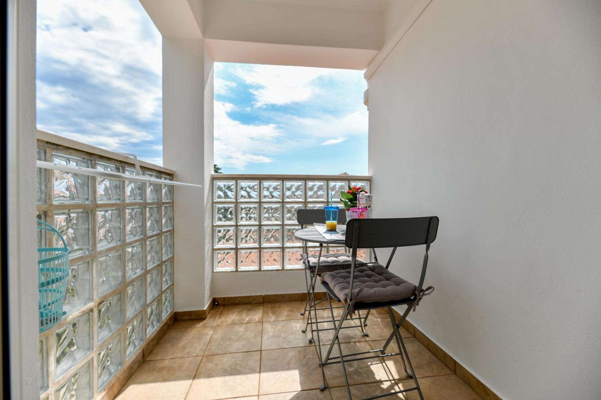 Sunset Puntamika Apartment ซาดาร์ ภายนอก รูปภาพ